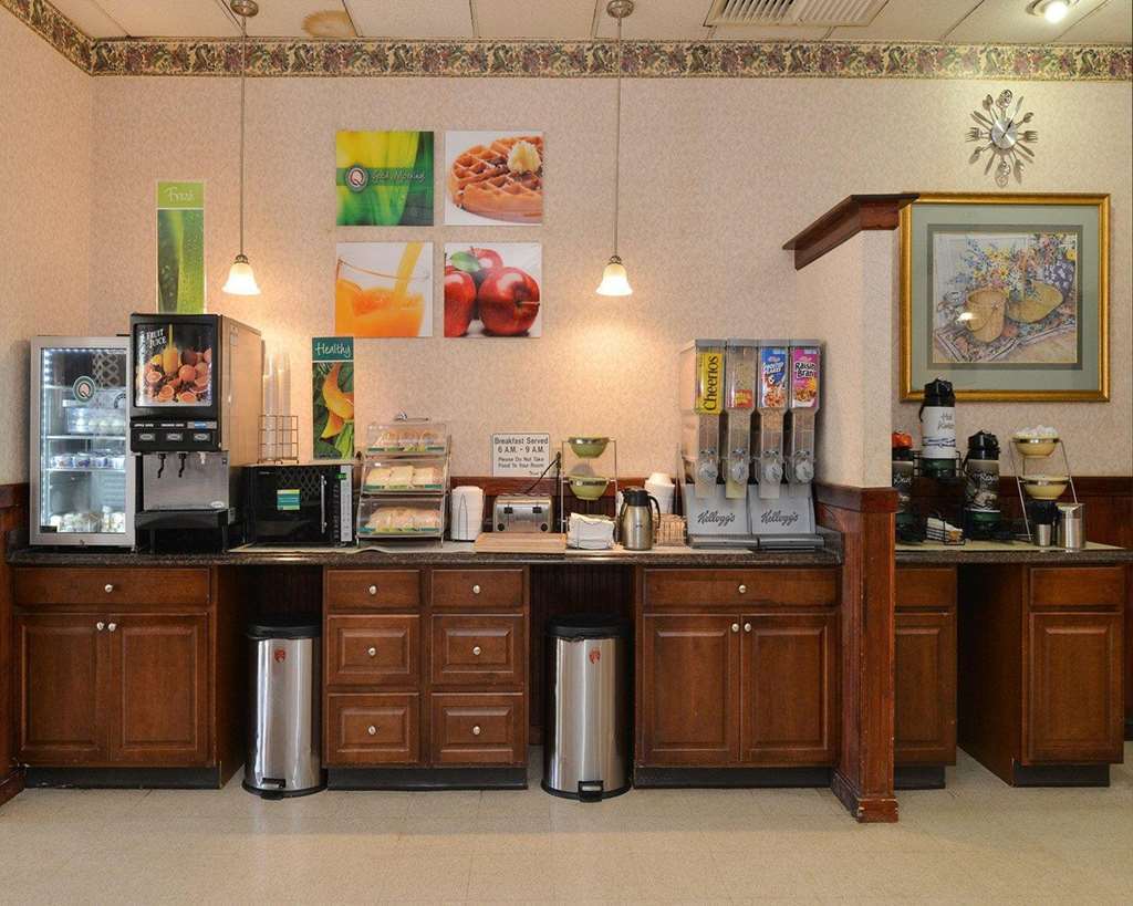 Quality Inn Трінідад Ресторан фото